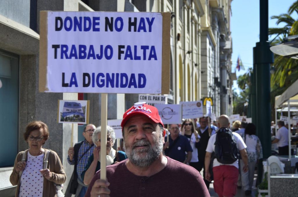Trabajo: Democratizar, desmercantilizar, descontaminar