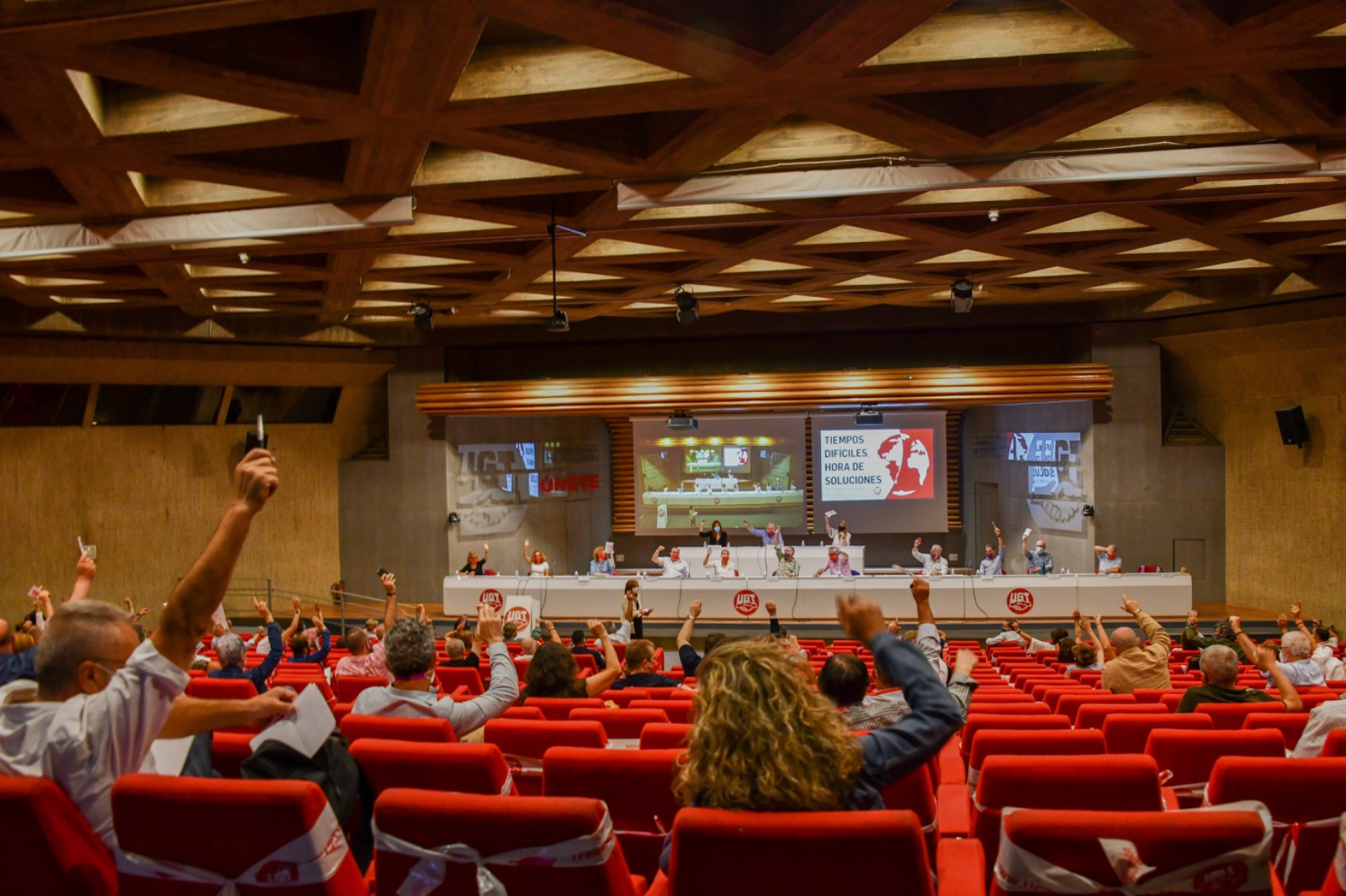 UGT pide unos presupuestos generales para superar la crisis