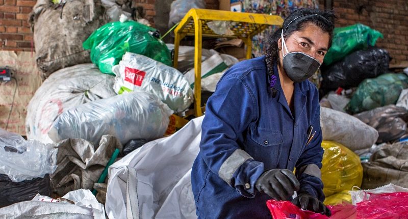 La OIT impulsa una recuperación centrada en las personas y en el trabajo decente