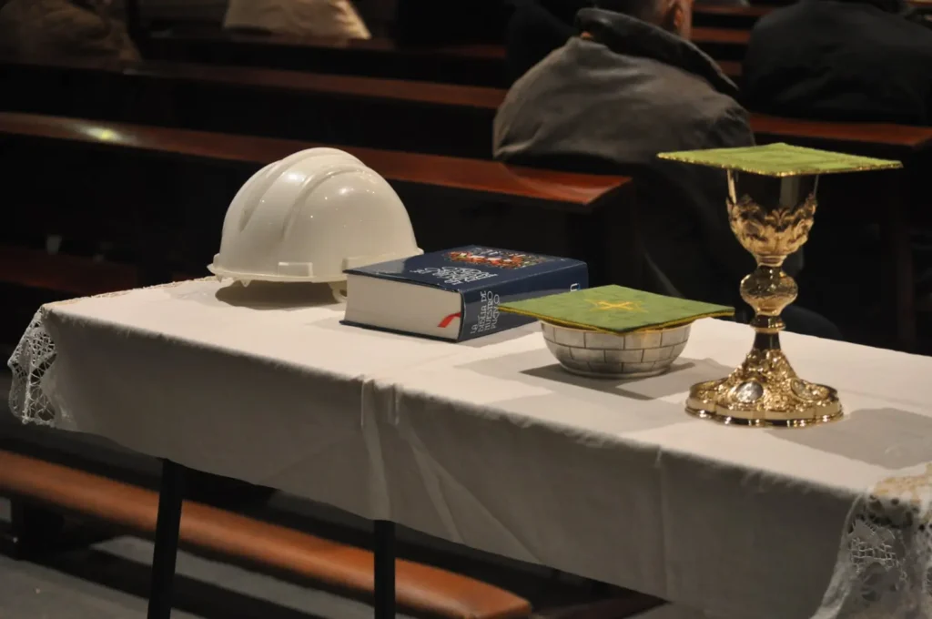 La Iglesia de Córdoba reúne a sacerdotes para fortalecer la pastoral del trabajo en las parroquias