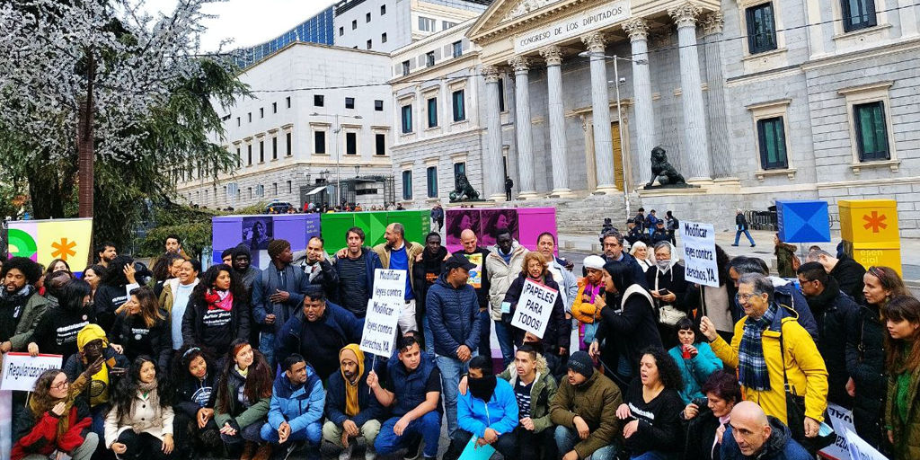 El Gobierno negocia la regularización extraordinaria de personas migrantes