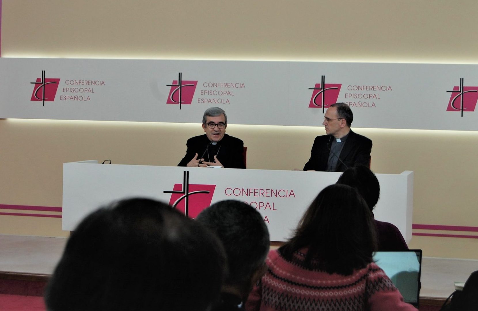 La Iglesia española estimula el debate sobre los cambios sociales