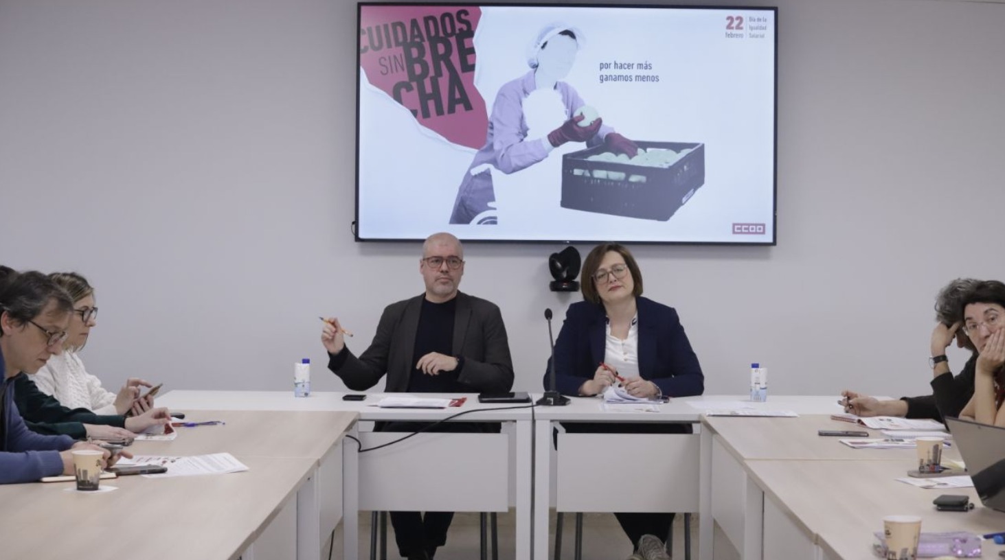 Un gran pacto de cuidados para acabar con la brecha salarial de género