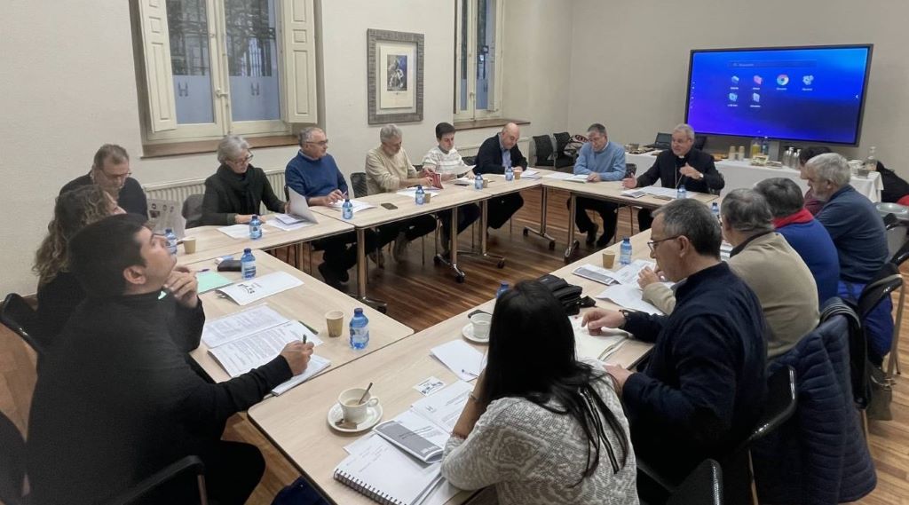 La Iglesia de Burgos tiende puentes con sindicatos y empresarios para promover un mundo del trabajo más digno