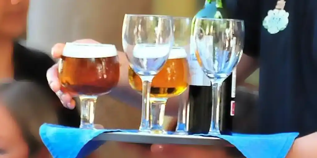 Trabajadores cristianos de Jaén llaman a la patronal de hostelería a cuidar el trabajo