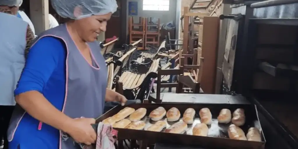 “Apostamos por la dignificación del mundo del trabajo, especialmente de la mujer”