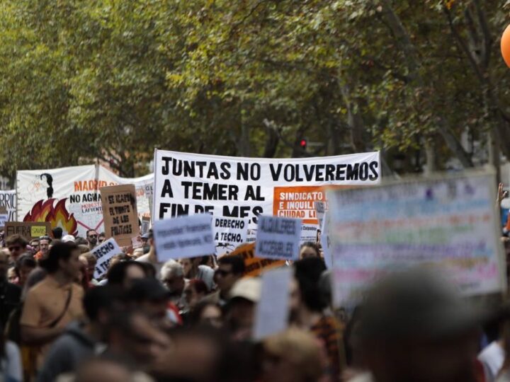 Miles de personas claman en Madrid por la imposibilidad de acceder al derecho a una vivienda