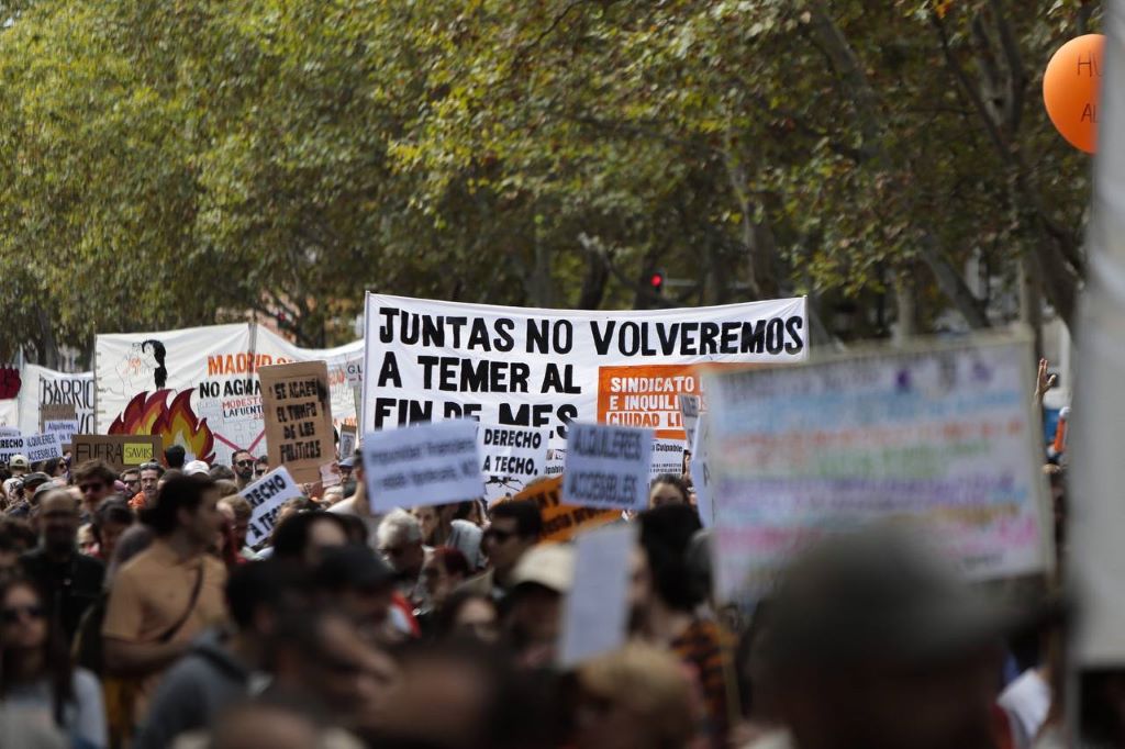 Miles de personas claman en Madrid por la imposibilidad de acceder al derecho a una vivienda