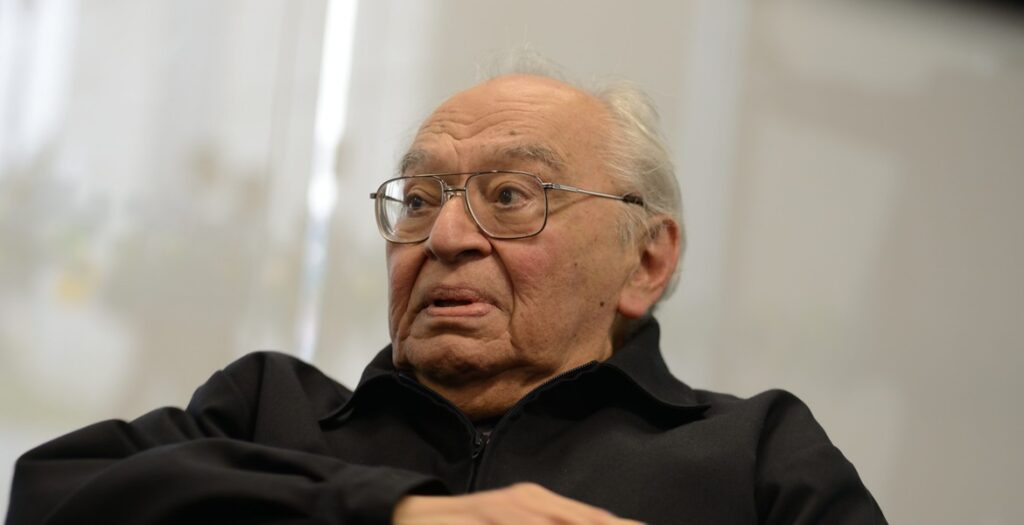 Gustavo Gutiérrez, uno de los “hombres decisivos”