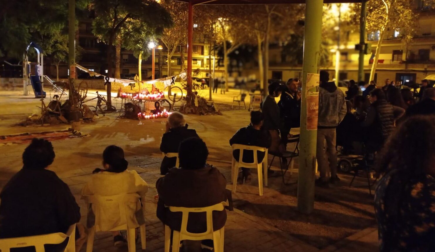 Miles de personas se reúnen en Valencia para recordar a las víctimas de la DANA