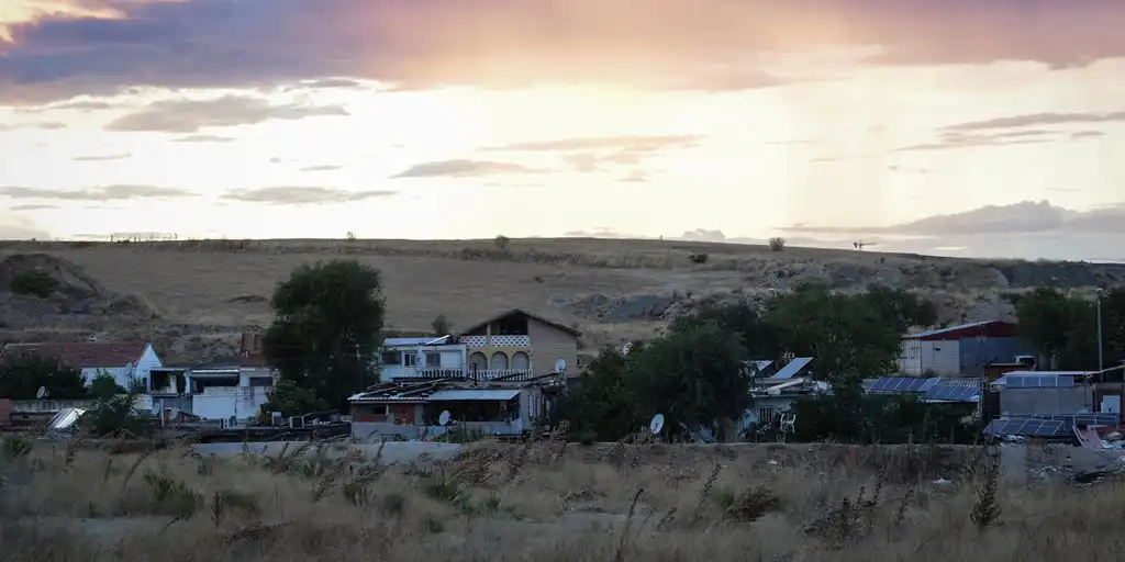 Acreditada la violación de los derechos humanos en la Cañada Real Galiana