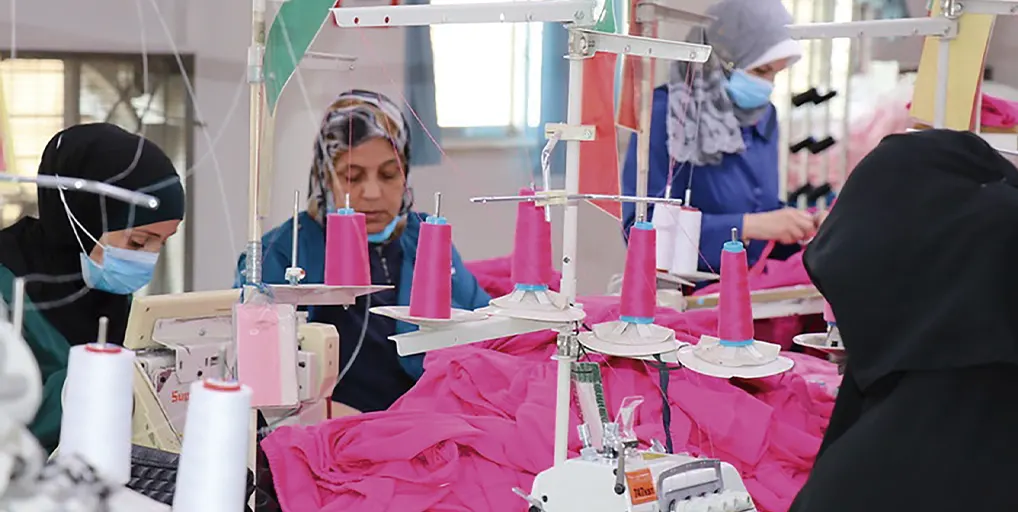 Marruecos: Salud y seguridad en el textil | Pakistán: Trabajadoras sanitarias comunitarias | Namibia: Salario mínimo nacional