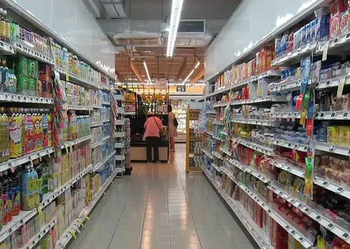 Los supermercados disparan sus ventas en Navidad sin aumentar sus plantillas