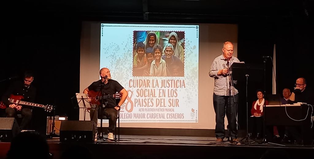 Granada vive una velada artística en solidaridad con las personas trabajadoras del sur