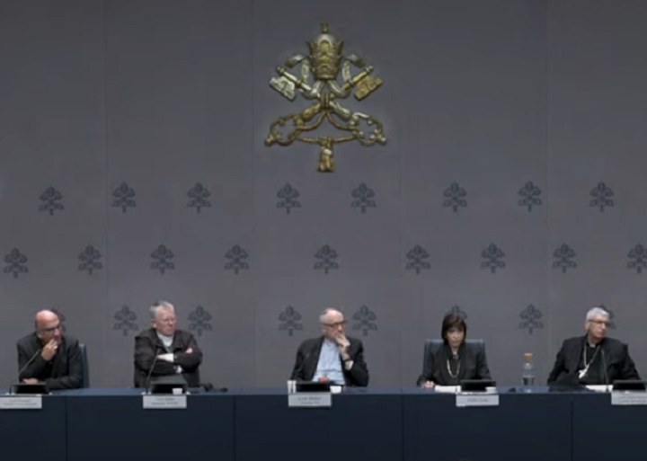 La Iglesia lanza la campaña “La vida pende de un hilo” en defensa de los derechos humanos y de la casa común