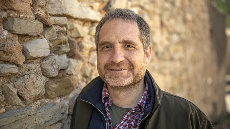 Víctor Resco, autor de “Ecomitos”: «Necesitamos acciones basadas en la evidencia que, de verdad, frenen la crisis ambiental»