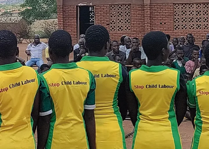 Malawi: Zona libre de trabajo infantil | Brasil: Rescate de trabajadores chinos | Tratado sobre empresas y DDHH