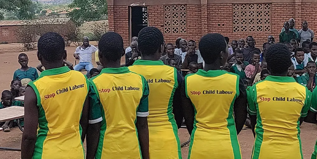 Malawi: Zona libre de trabajo infantil | Brasil: Rescate de trabajadores chinos | Tratado sobre empresas y DDHH