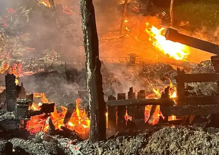 Un nuevo incendio en un asentamiento de Huelva se cobra la vida de un trabajador temporero ghanés