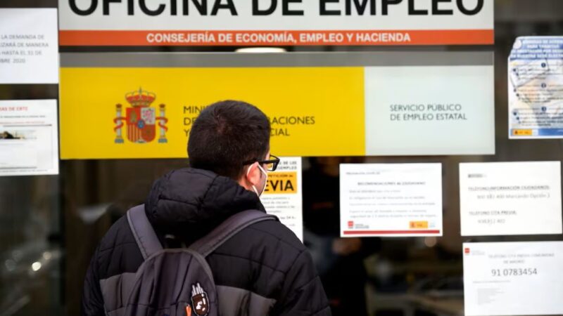 Septiembre registra un descenso inusual del paro con un aumento de la afiliación a la Seguridad Social