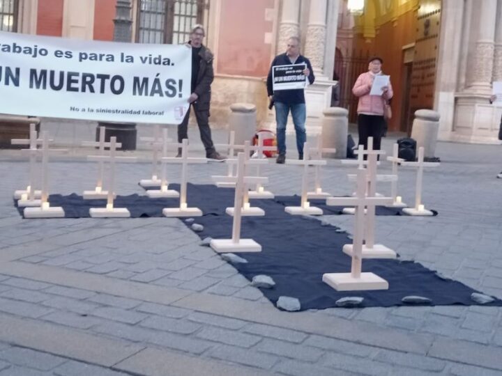 Trabajadores cristianos de Sevilla claman contra la indiferencia por las muertes en el trabajo