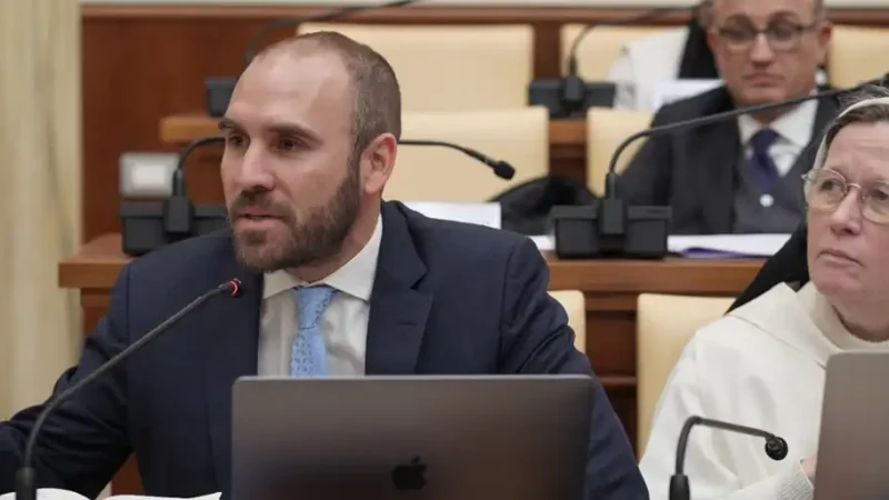 Un encuentro en el Vaticano pide mayor justicia fiscal para combatir la desigualdad