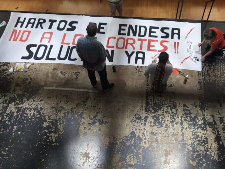 El Polígono Sur de Sevilla no se libra de los apagones ni en Navidad
