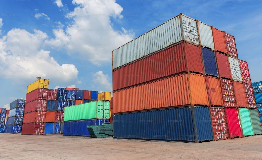 La UE reacciona a los aranceles impuestos por EEUU con contramedidas inmediatas