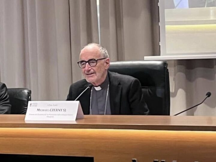 Francisco propone una economía del bien común que ponga a las personas, especialmente a las descartadas, como protagonistas