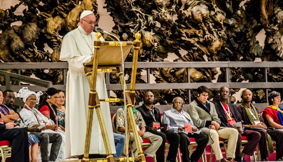 Los movimientos populares despiden al Papa que abrazó las 3T como Evangelio de justicia