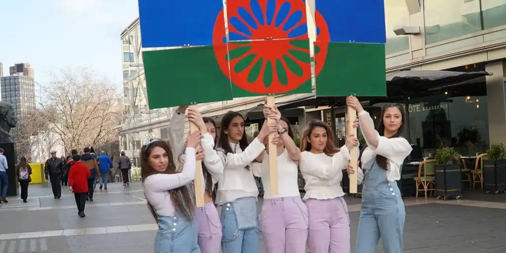 Llamada a erradicar la discriminación y valorar la contribución a la sociedad del Pueblo Gitano en su día internacional
