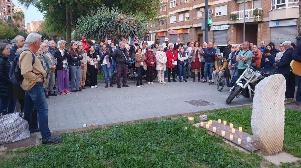 La liturgia de Viernes Santo en el centro de internamiento de extranjeros