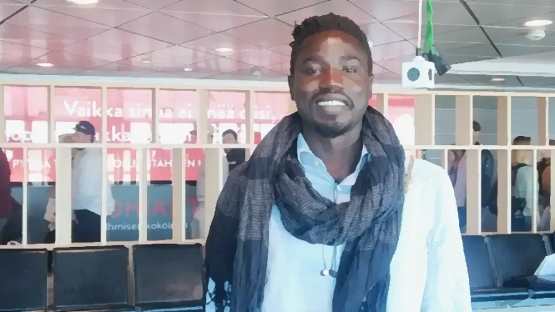 Tijan Konteh, migrante: «Volver aquí, tras haber vivido situaciones tan extremas, fue como una segunda oportunidad»