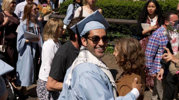 Pompa y circunstancias preocupantes en la ceremonia de graduación de la Universidad de Columbia