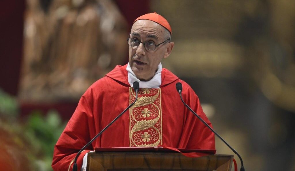 El cardenal Fernández evoca el corazón social de Francisco: “El trabajo expresa la dignidad humana”