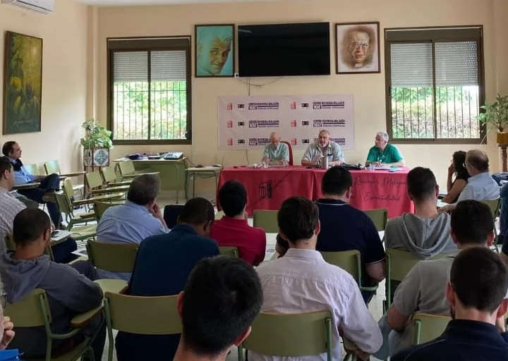 Seminaristas de Sevilla celebran un encuentro con trabajadoras y trabajadores cristianos
