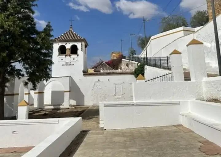 Piden más control e inspección tras las muertes de dos trabajadores en un edificio histórico de Sevilla