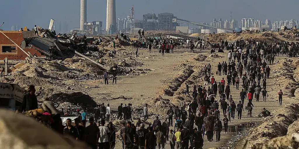 Más de un centenar de ONG denuncian las muertes en “las colas del hambre” de Gaza y piden el fin del control militar de la ayuda