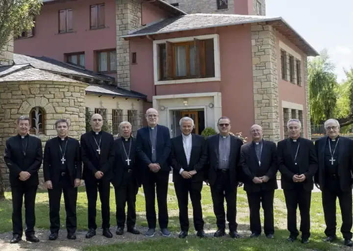 Los obispos catalanes aclaran que las deportaciones y discursos de odio “no son conformes al Evangelio”