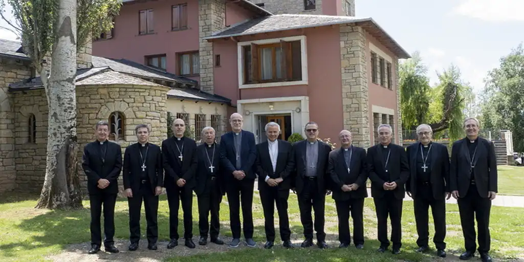 Los obispos catalanes aclaran que las deportaciones y discursos de odio “no son conformes al Evangelio”