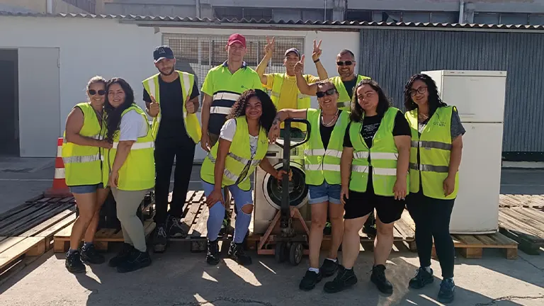 La solidaridad hace posible la regularización de una trabajadora
