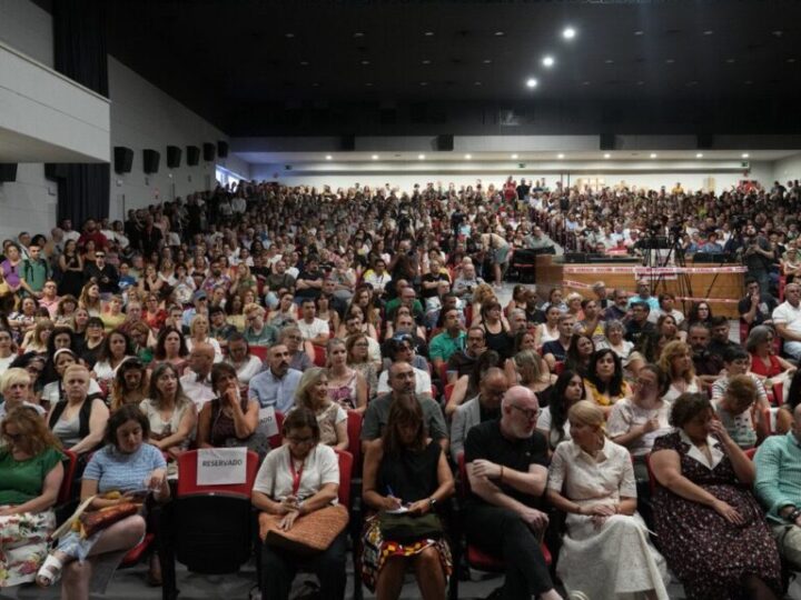 Anunciadas movilizaciones por la reducción de la jornada laboral entre críticas al Parlamento por rehuir el debate
