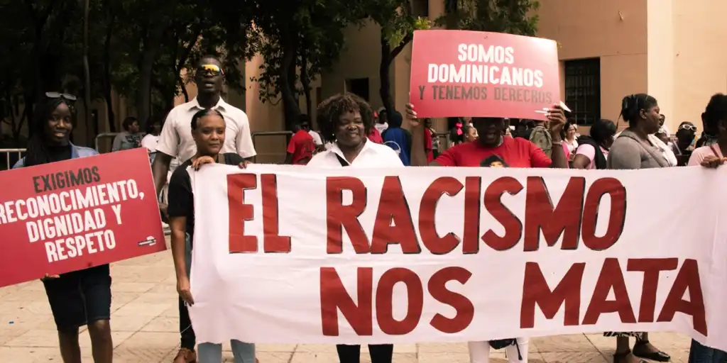 El racismo institucional y las agresiones xenófobas se enquistan en España