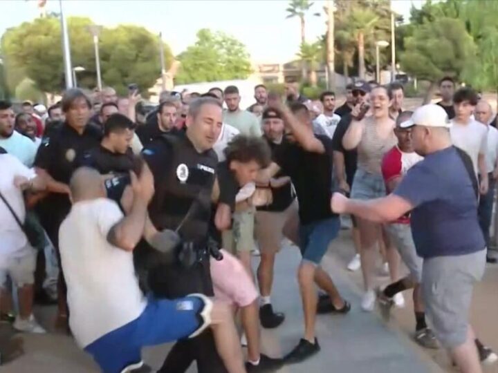 Dirigentes de Vox, denunciados por incitación al odio en plena ola de violencia racista en Torre Pacheco