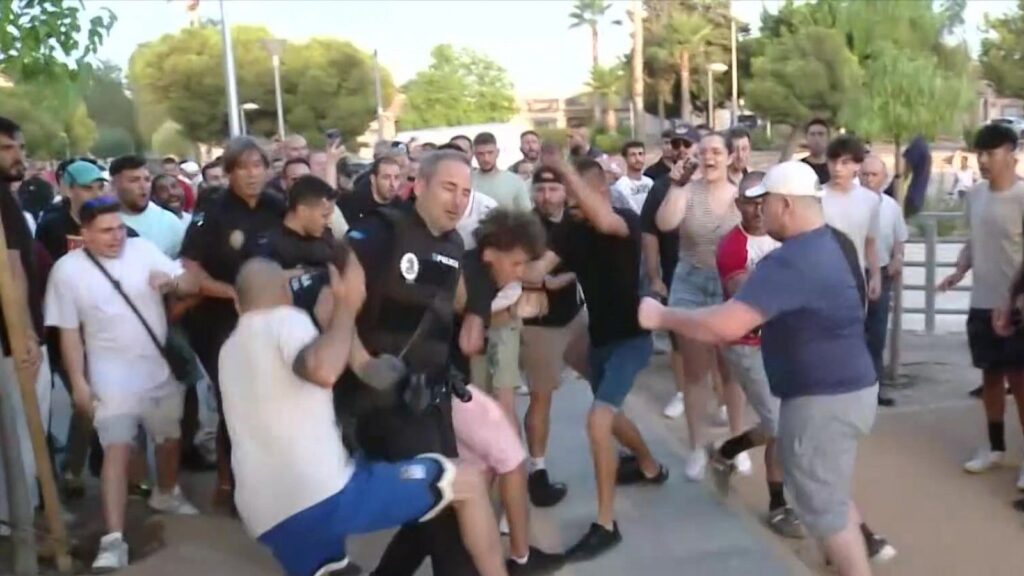 Dirigentes de Vox, denunciados por incitación al odio en plena ola de violencia racista en Torre Pacheco