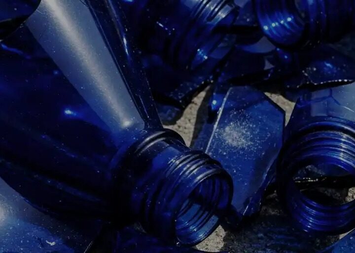 Botellas rotas