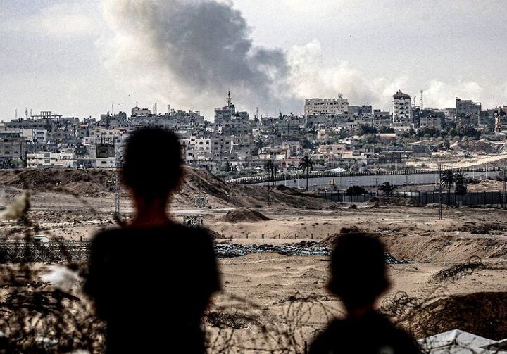 La relatora especial de la ONU, Francesca Albanese, acusa a las grandes corporaciones de sostener “una economía de genocidio” contra el pueblo palestino