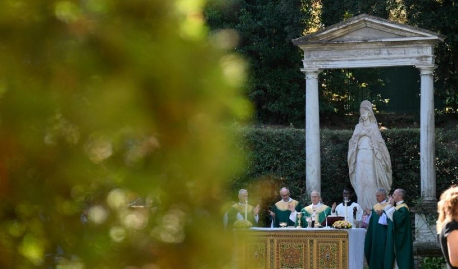 León XIV: “Muchos, dentro y fuera de la Iglesia, aún no reconocen la urgencia de cuidar nuestra casa común”