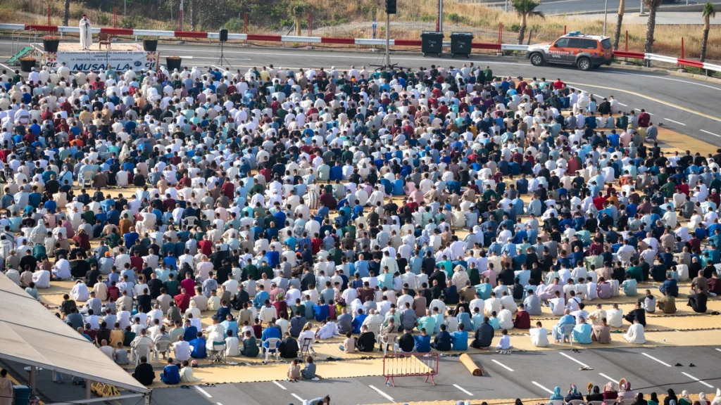 La Iglesia respalda a la comunidad musulmana y rechaza la moción de Jumilla por vulnerar la libertad religiosa