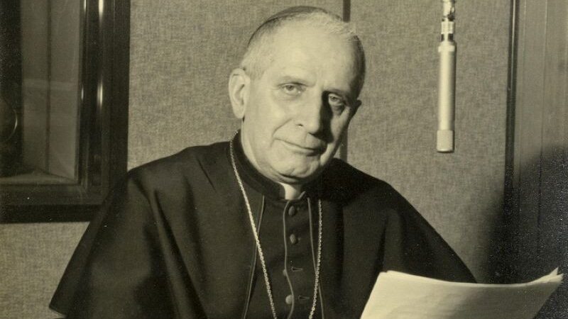 “Incluso los sacerdotes podrán casarse…” Al margen de una entrevista con el cardenal Pellegrino